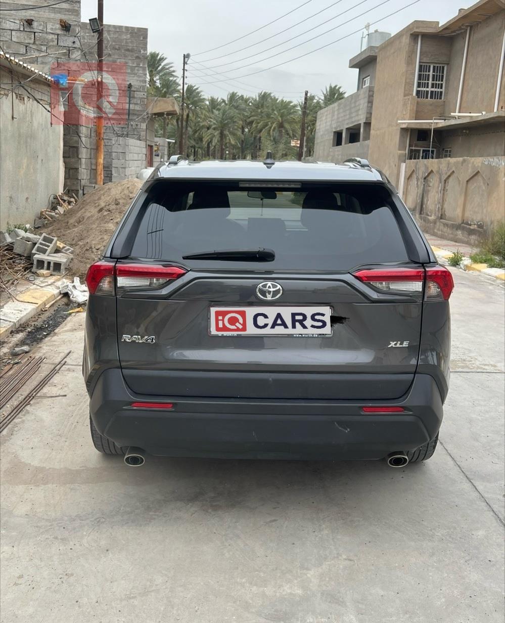 تويوتا راف 4